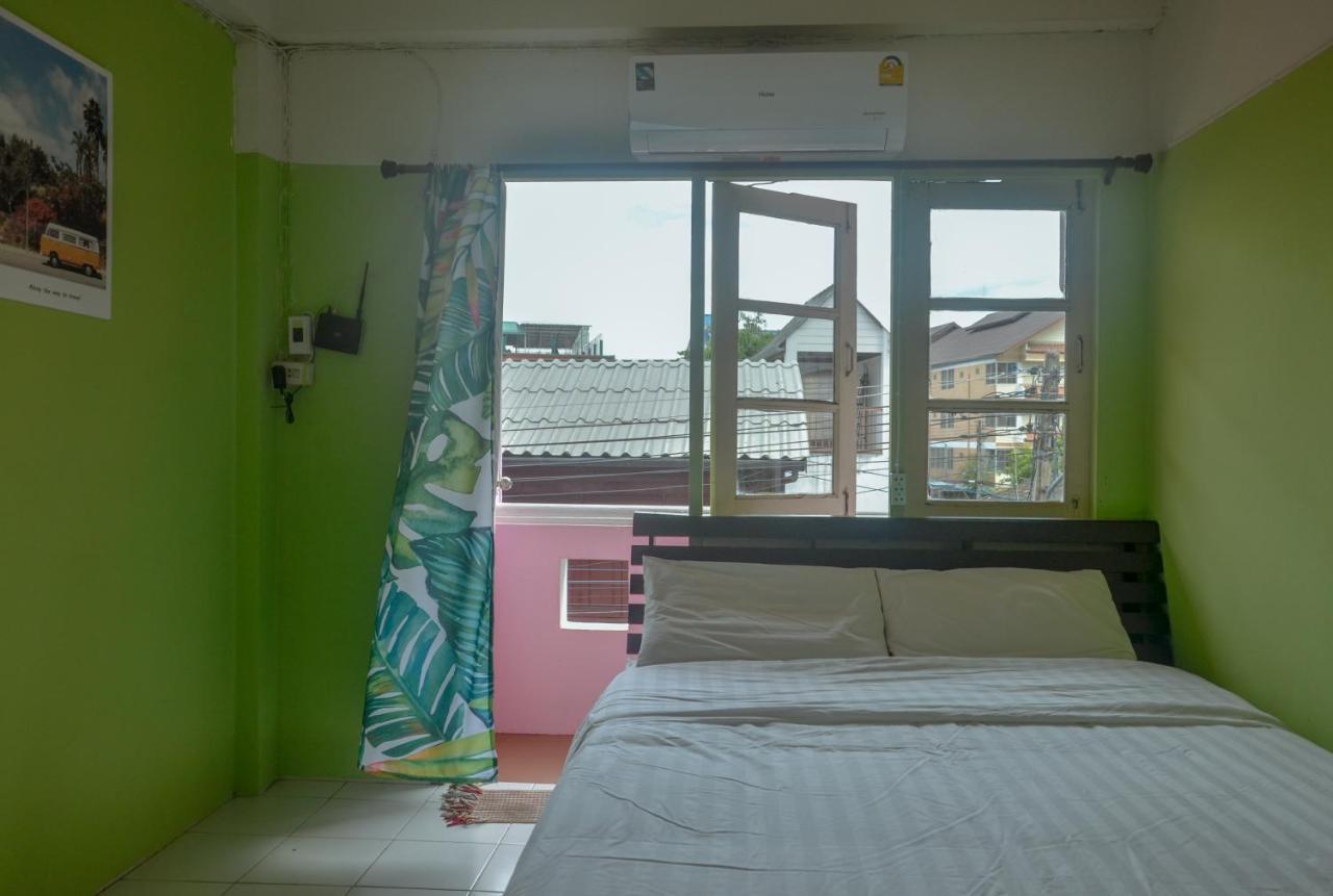 Aparthotel Better House 佰特客栈 Chiang Mai Zewnętrze zdjęcie