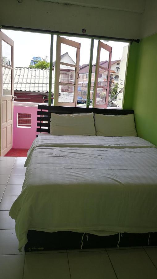 Aparthotel Better House 佰特客栈 Chiang Mai Zewnętrze zdjęcie