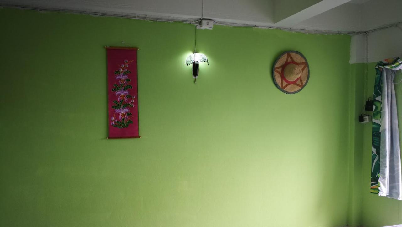 Aparthotel Better House 佰特客栈 Chiang Mai Zewnętrze zdjęcie