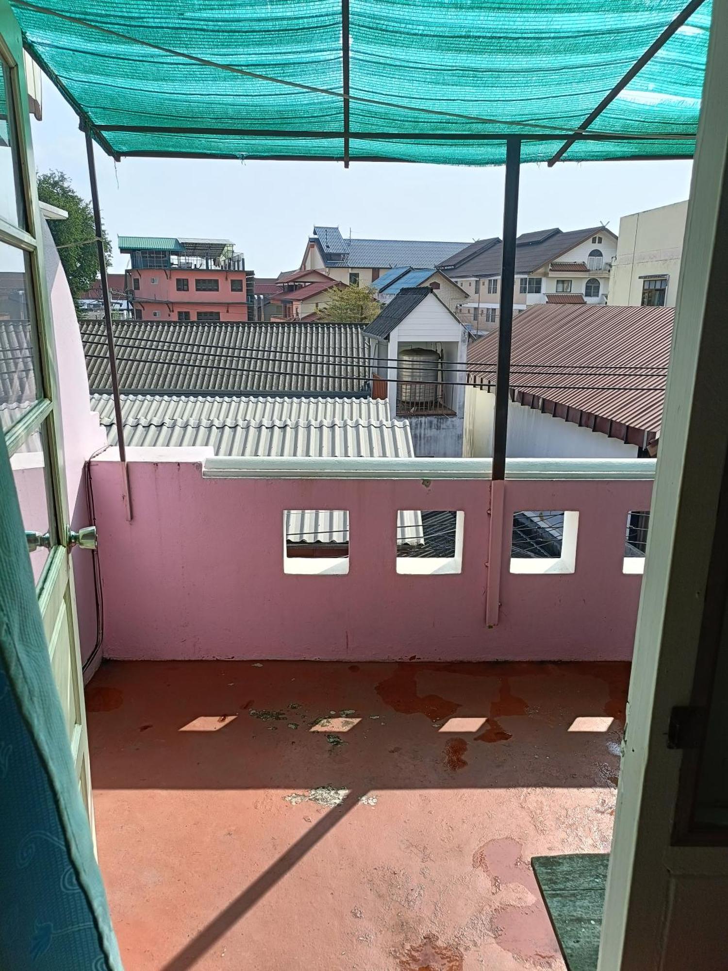 Aparthotel Better House 佰特客栈 Chiang Mai Zewnętrze zdjęcie